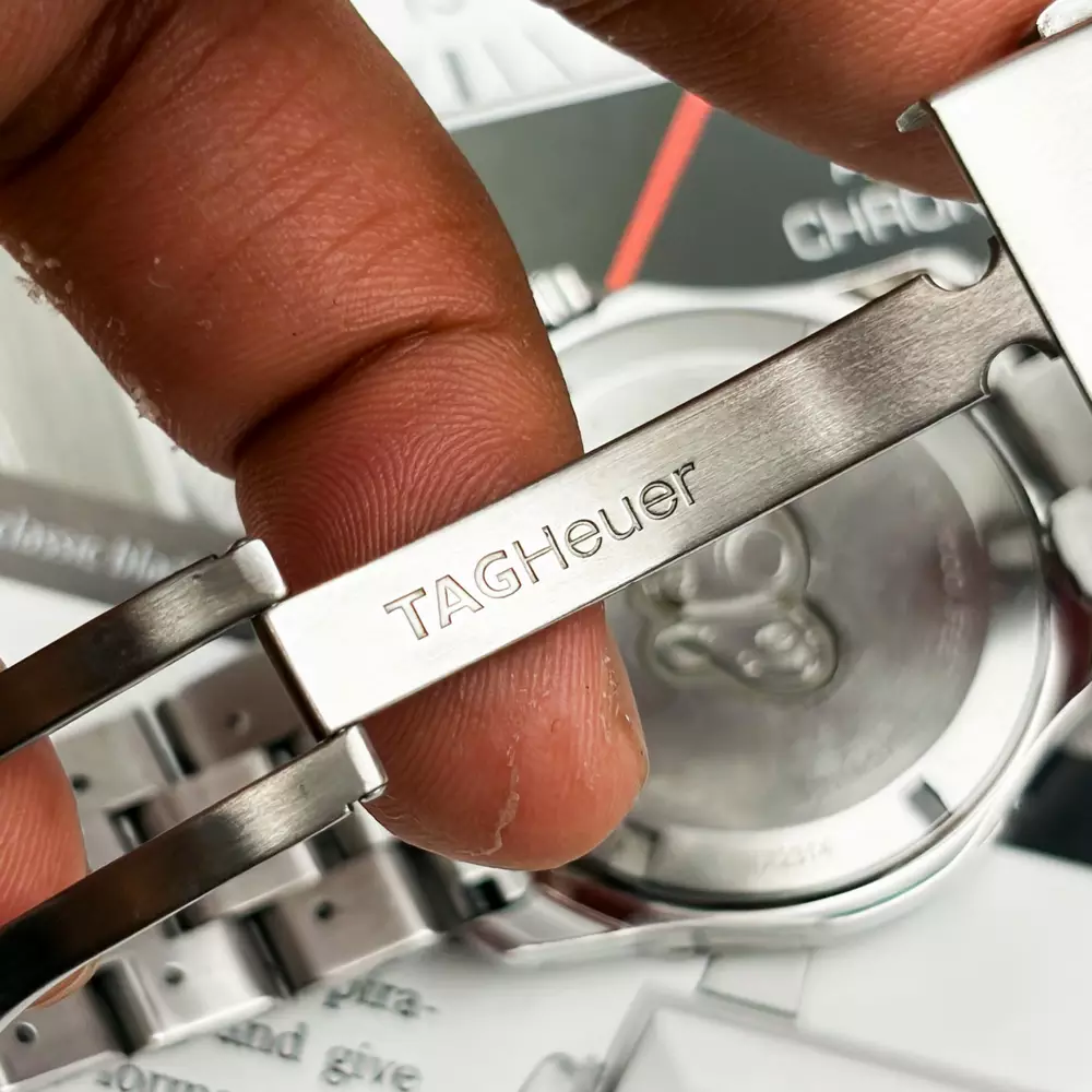 The TAG Heuer Aquaracer - Image 4