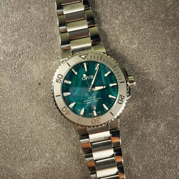 The Oris Aquis Date Bracenet