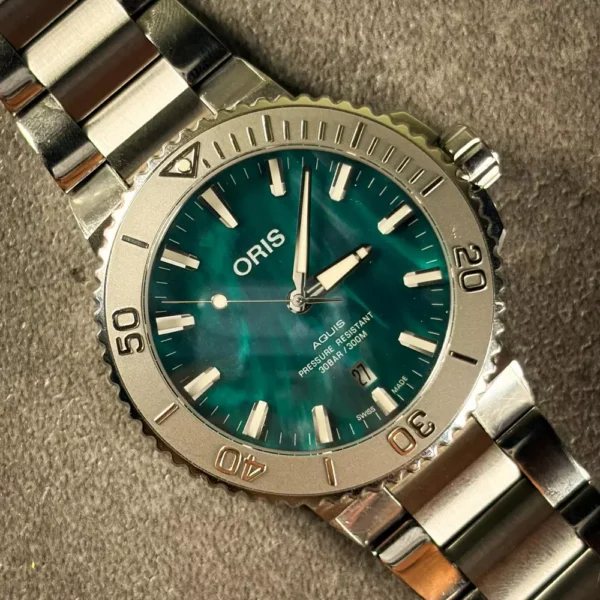 The Oris Aquis Date Bracenet